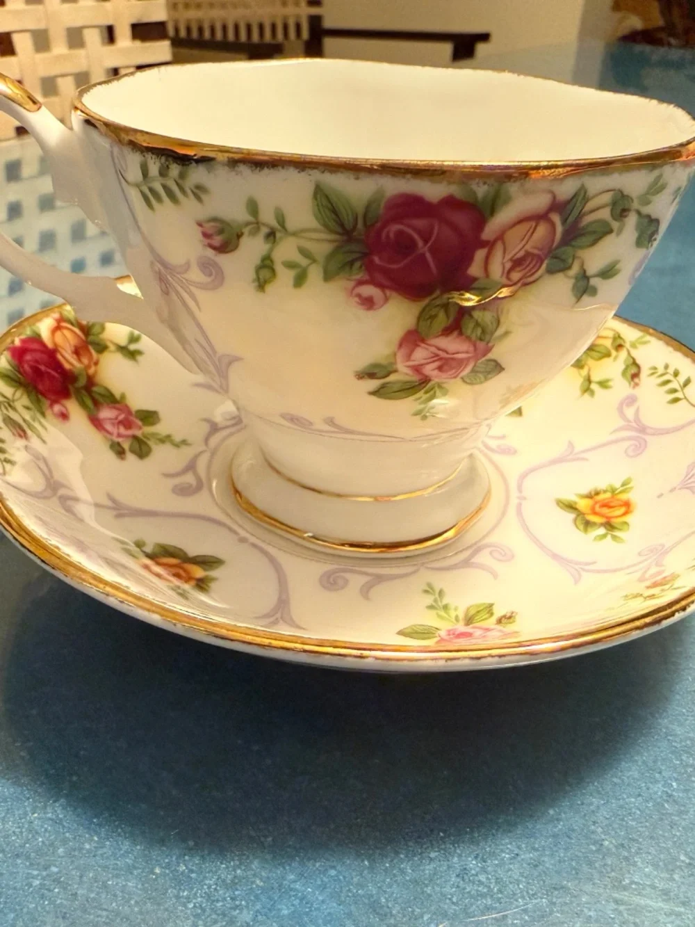 VNTG Royal Albert Bone China Rose Cameo Violet